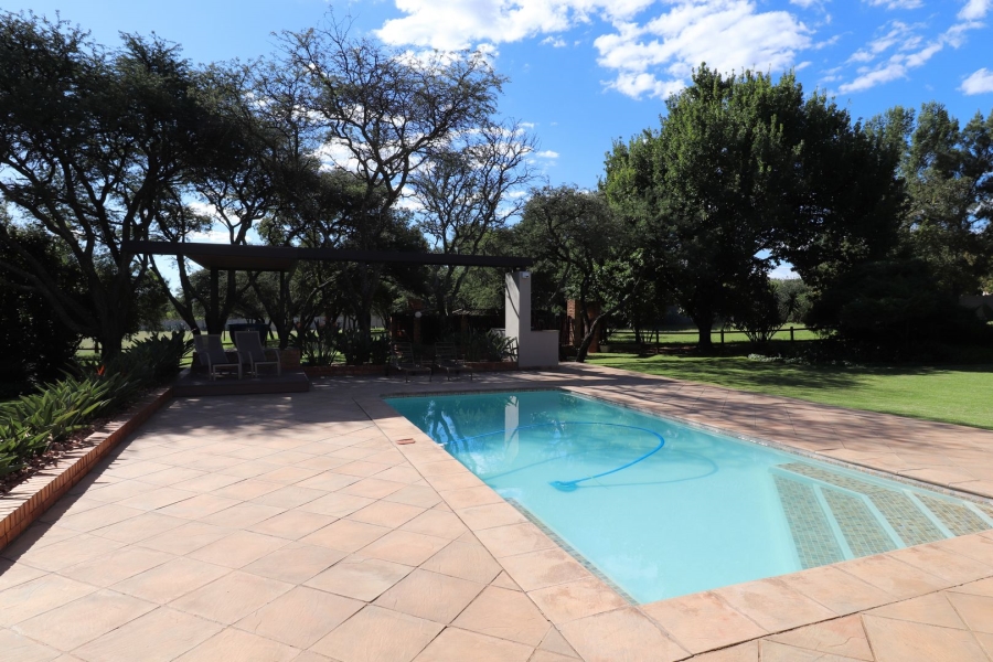 4 Bedroom Property for Sale in Wilkoppies North West
